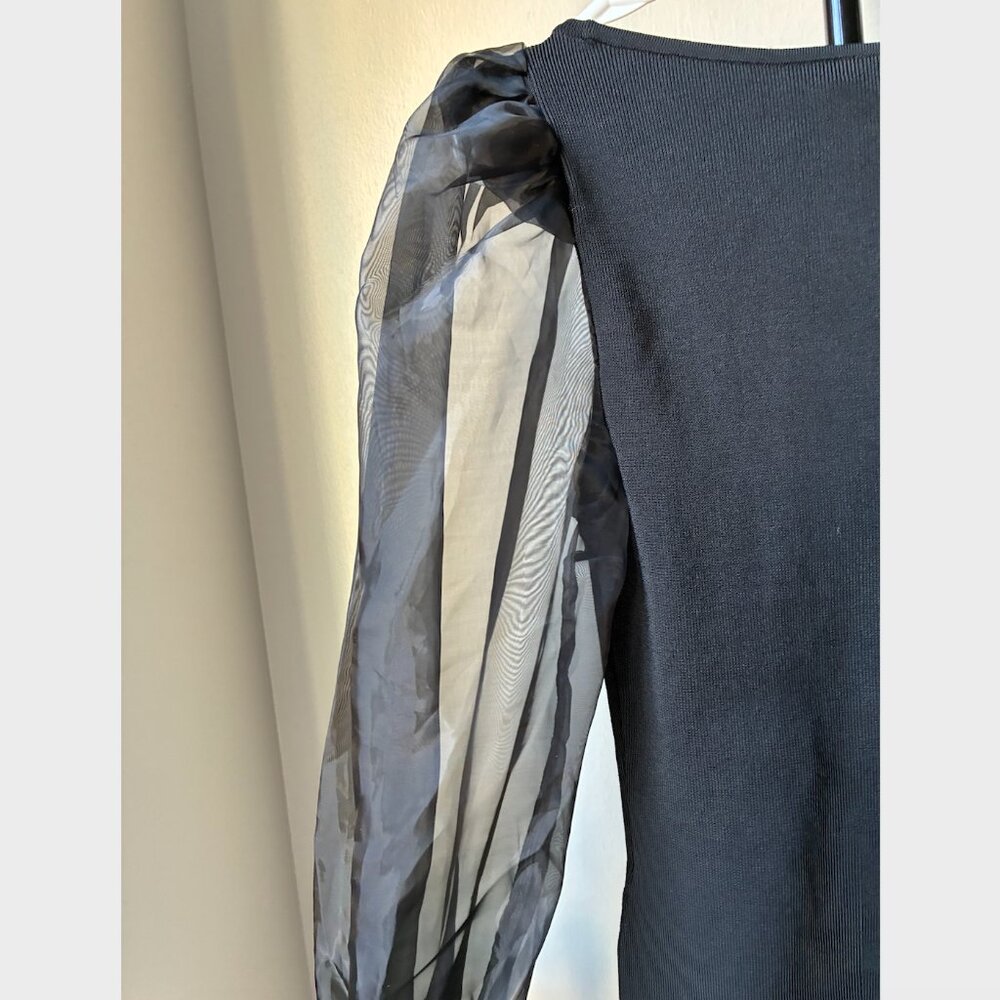 Alice + Olivia NWT Black Abella Sheer Puff-Sleeve Top - Size M - Picture 8 of 13